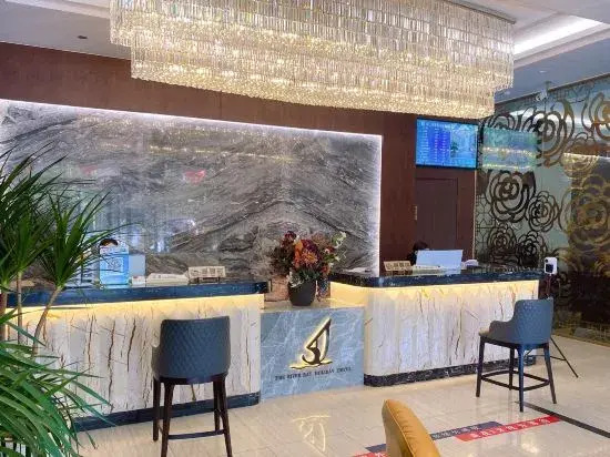 Yangjiang Gangwan Holiday Hotel