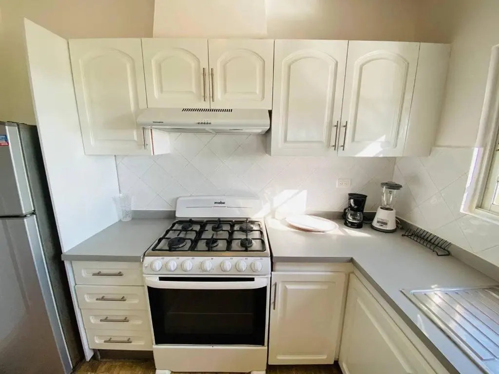 2 Rooms, 4 Beds, Pool, 5min Beach White Sand