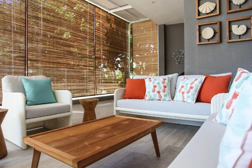 South Reef Luxury Apartments