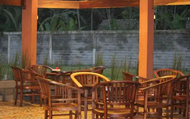 Amazon Bungalow & Cottages