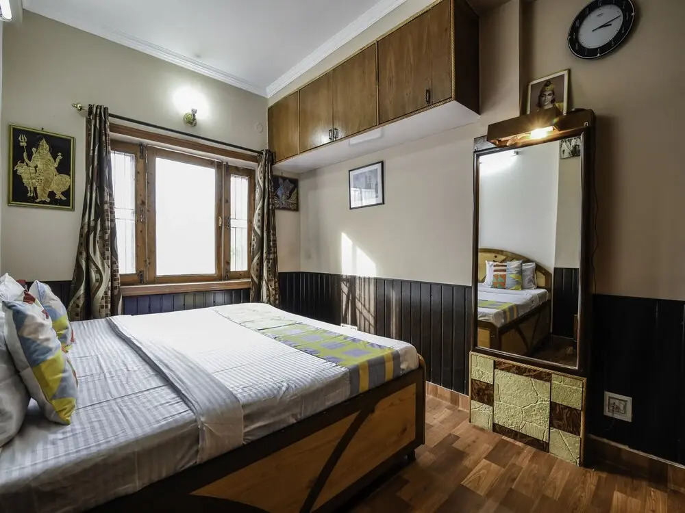 Oyo Home 22653 Fancy 3bhk