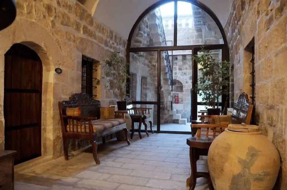 Zinciriye Hotel