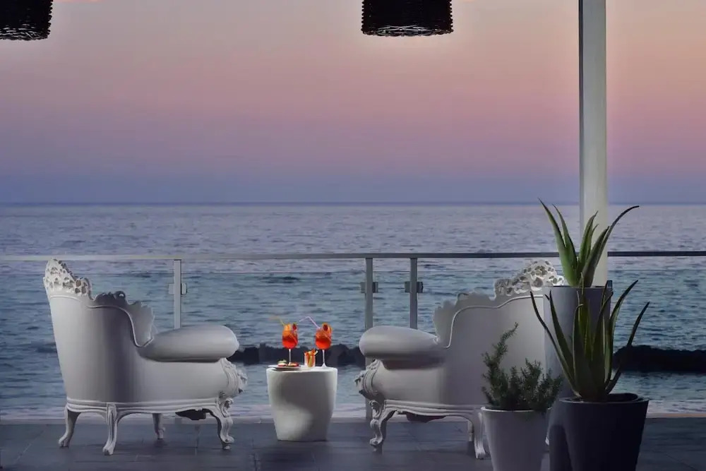 Hotel La Playa