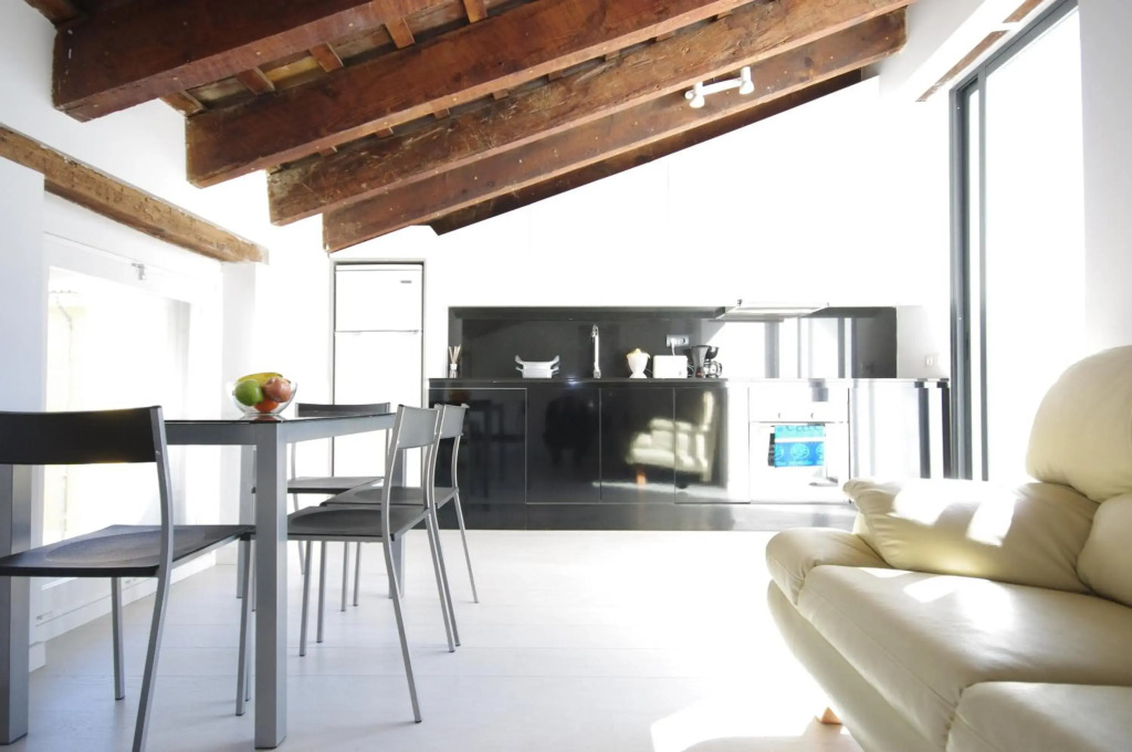 Mosen Sorell Apartments