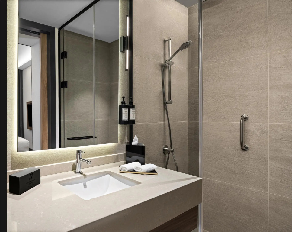 Altunizade Suites Istanbul, Curio Collection By Hilton