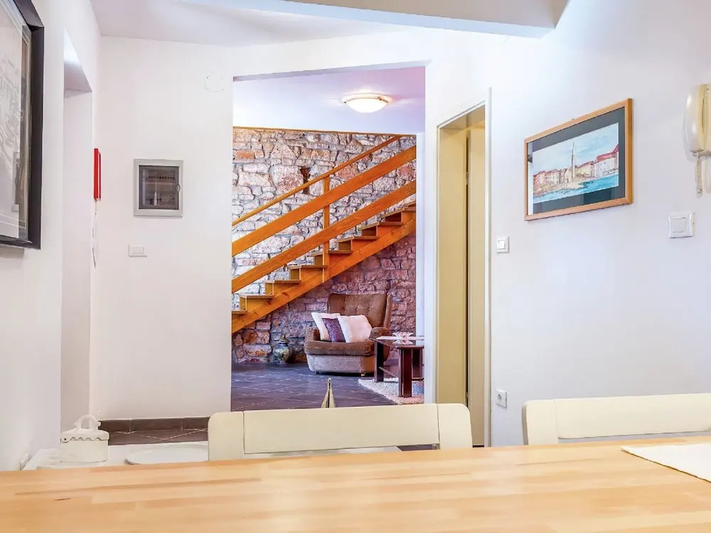 Charming stone house on a walking distance from the beach