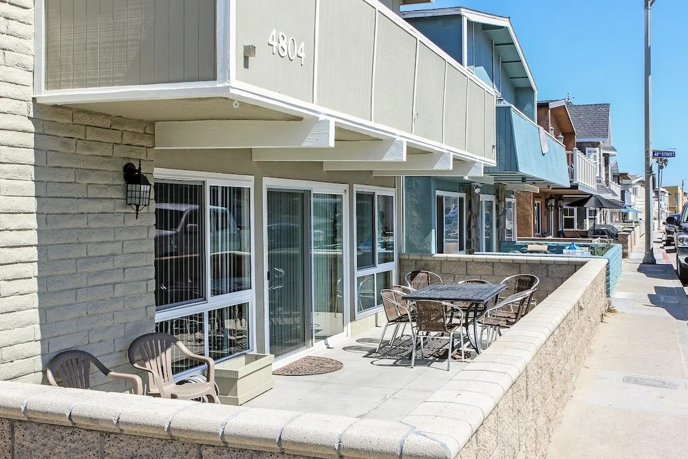 Seashore A (68293) - 2 Br townhouse by RedAwning