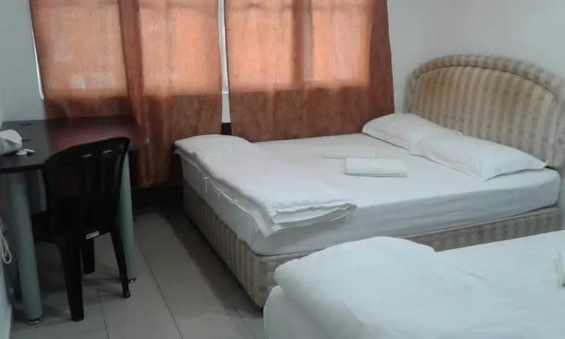 Oyo 988 Malawati Ria Hotel