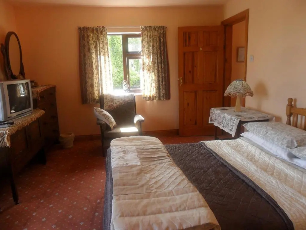 Glen House Room