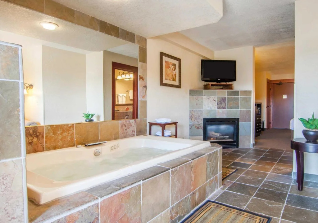 Comfort Inn & Suites Lincoln City