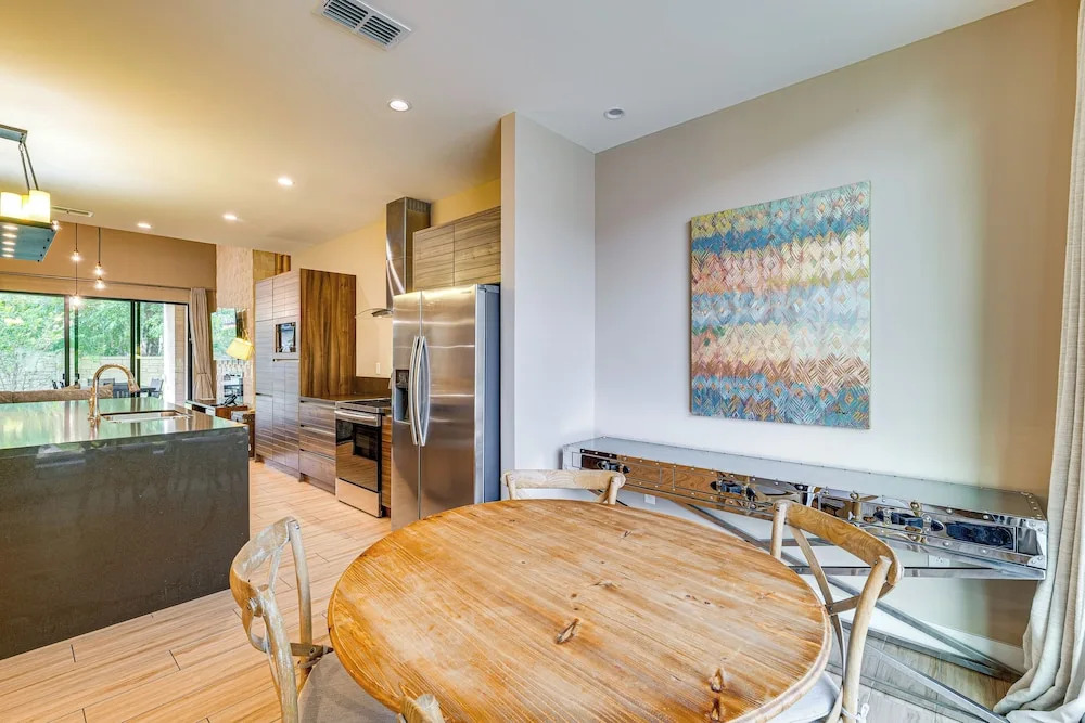 Magic Villas Townhome ~ 5 Mi to Disney Parks