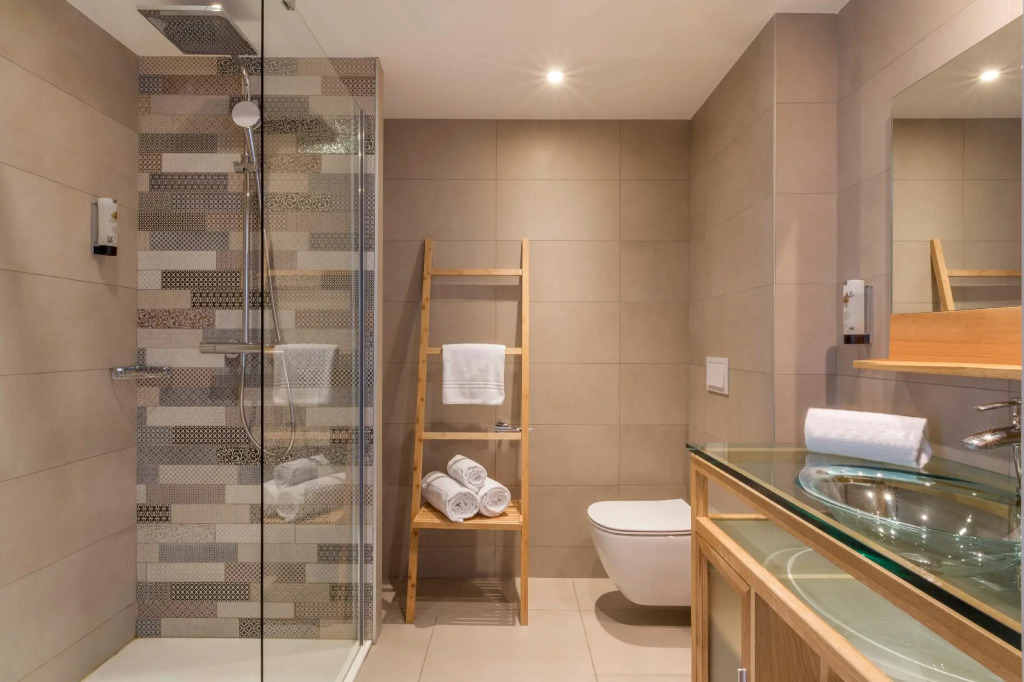 Best Western Plus Antibes Riviera