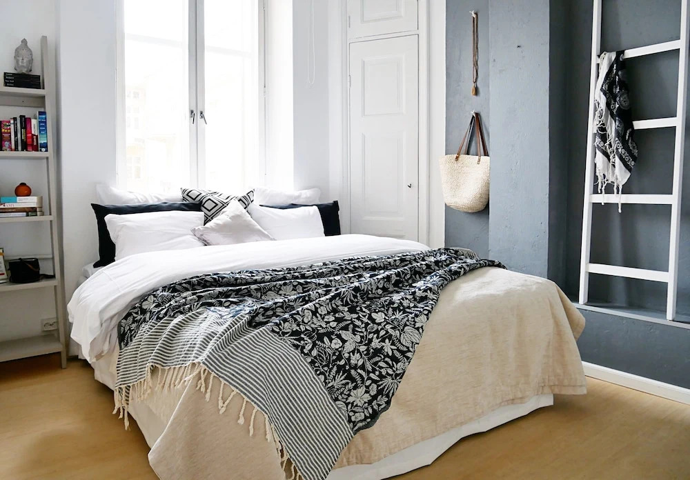 Fab 2br just 3 blocks from Market Square