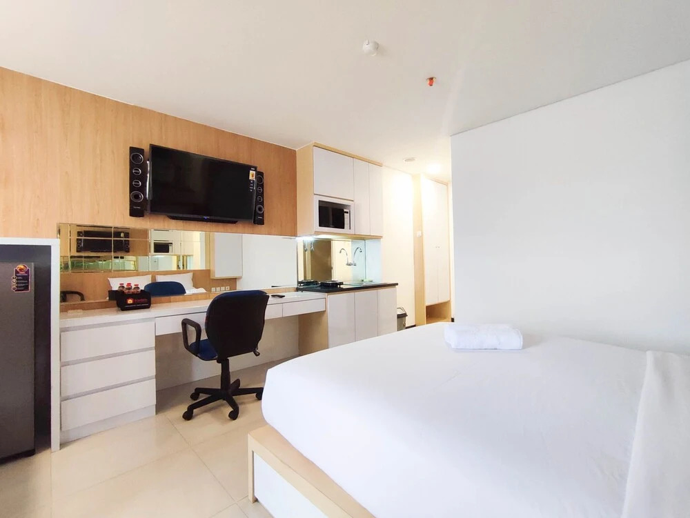 Best Deal And Comfy Studio Apartment At Sentraland Semarang