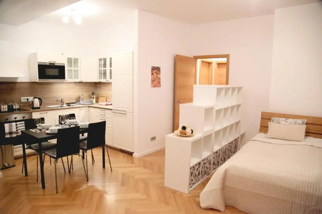 Cozy Studio in Smíchov by Prague Days