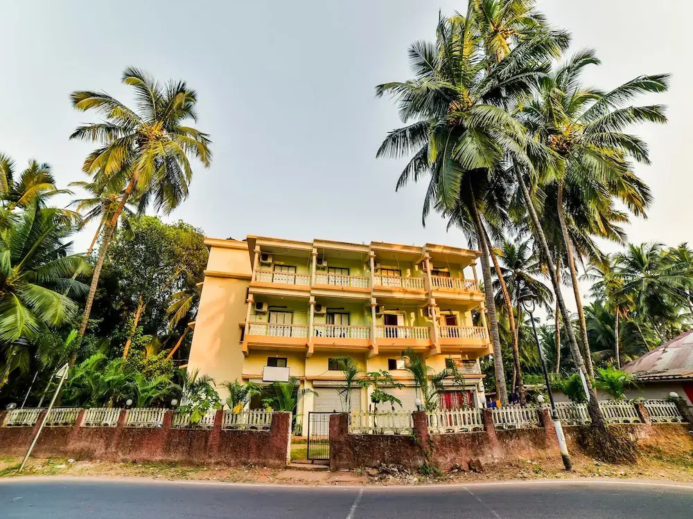 OYO 16005 Sunshine Homes