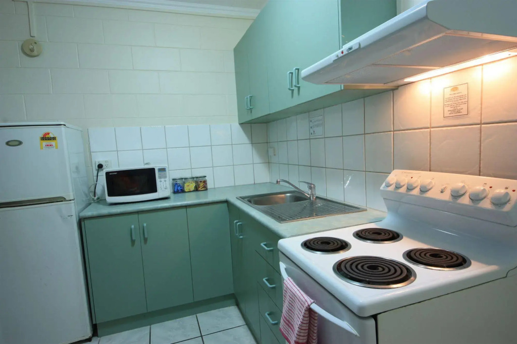 Coconut Grove Holiday Apartments