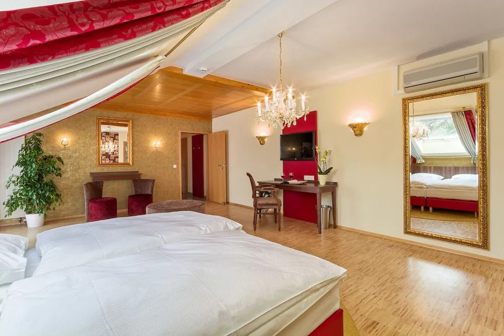 Hotel ladresse garni