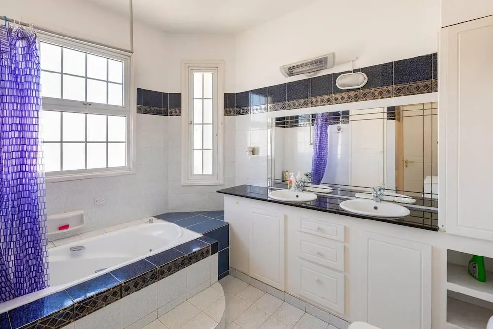 4 Bedroom Villa With Private Pool Near Beach