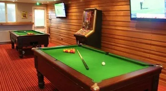 Pines Hotel Luton Airport