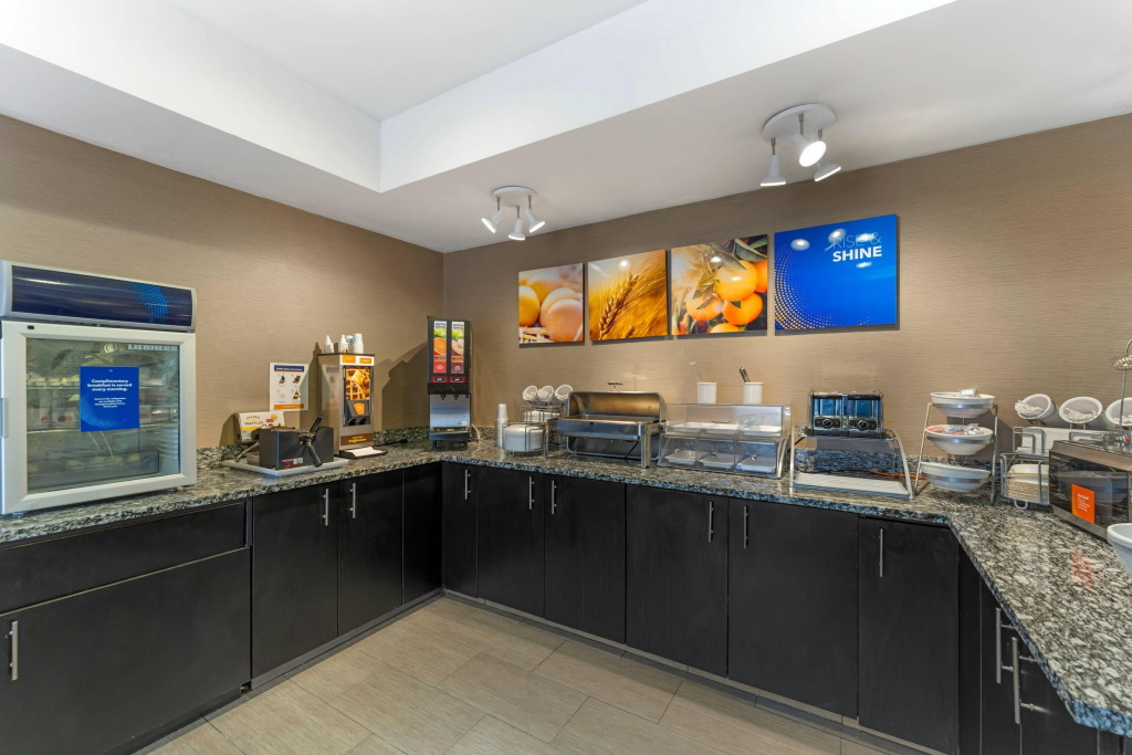 Comfort Suites Pittsburgh Airport