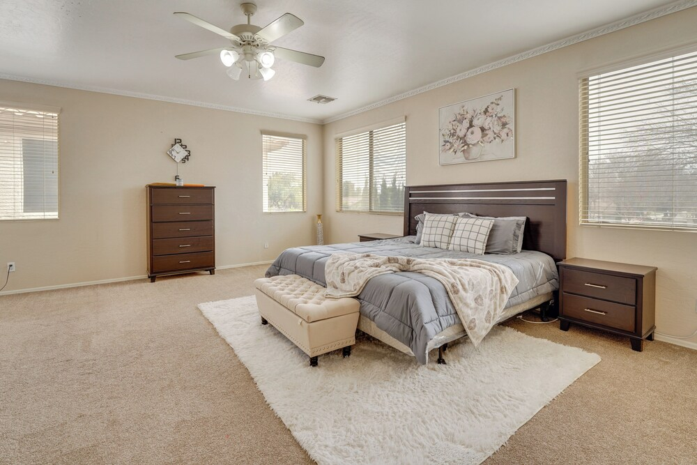 Pool & Great Location! Smart Home in Chandler