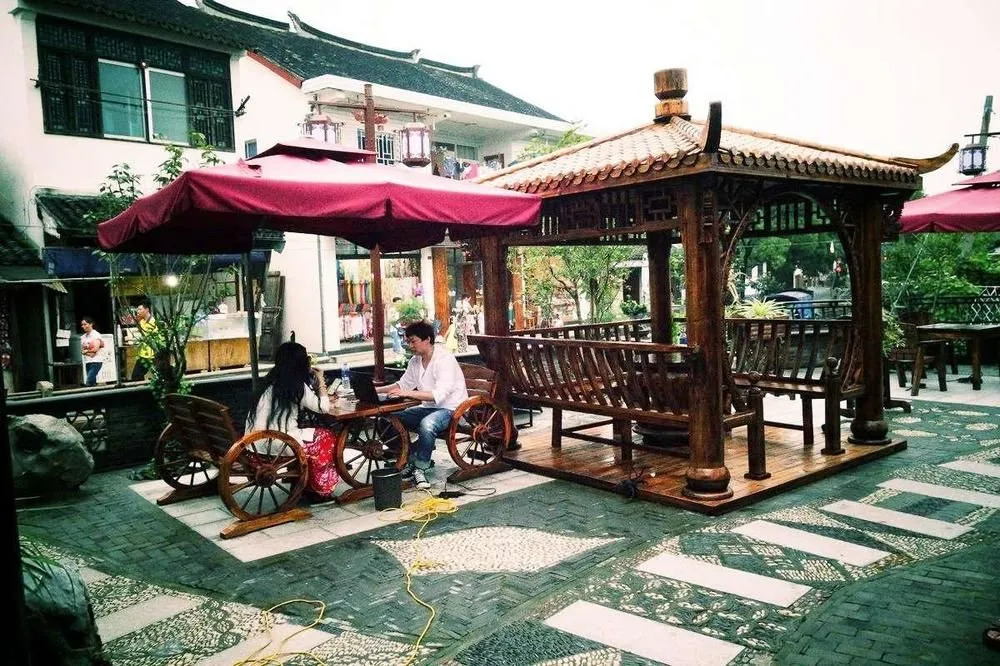 Zhouzhuang Shuangqiao Jubaoxuan Riverside Garden Inn