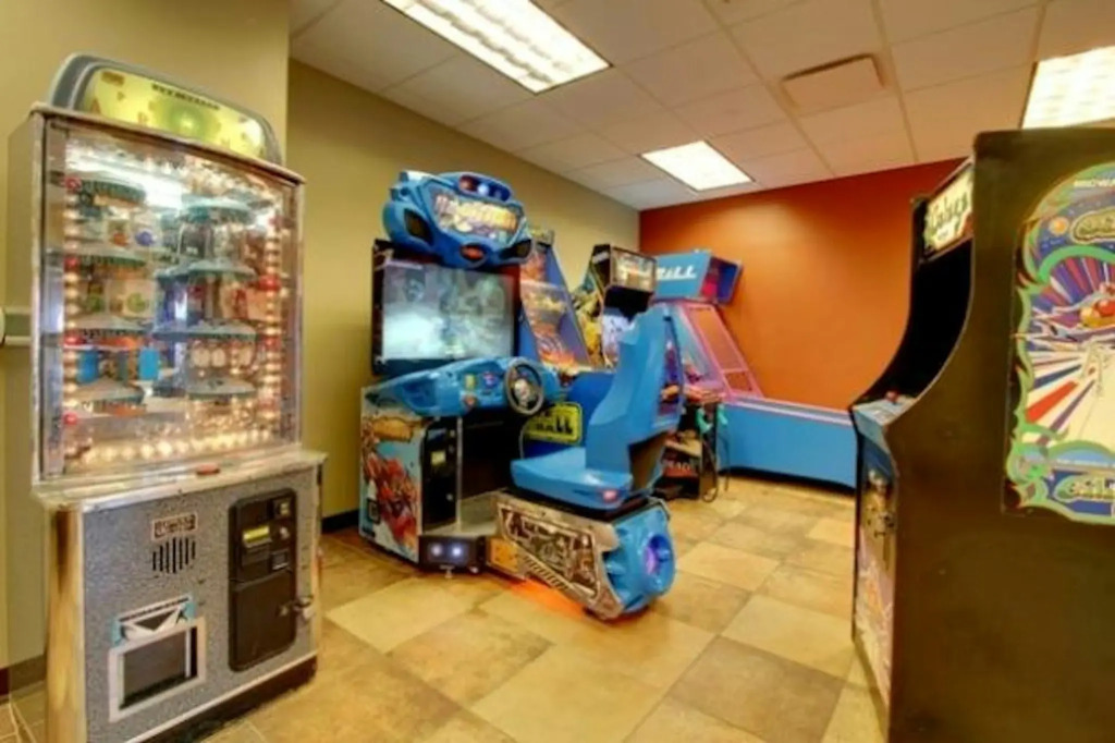 King's Pointe Waterpark Resort