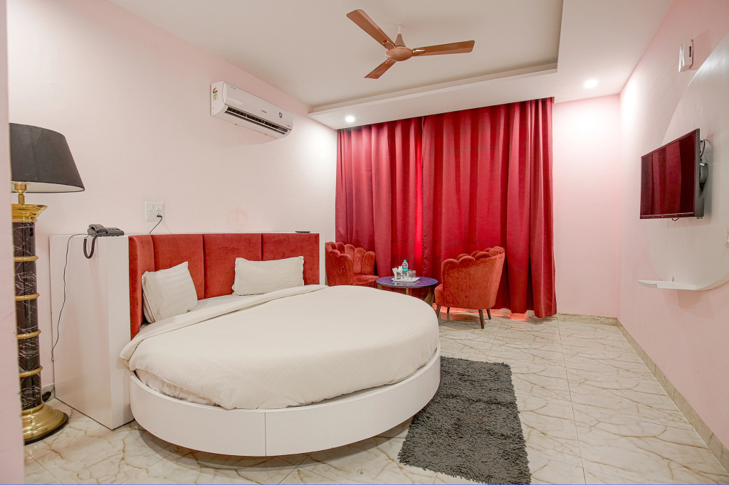 Fabhotel Stevia