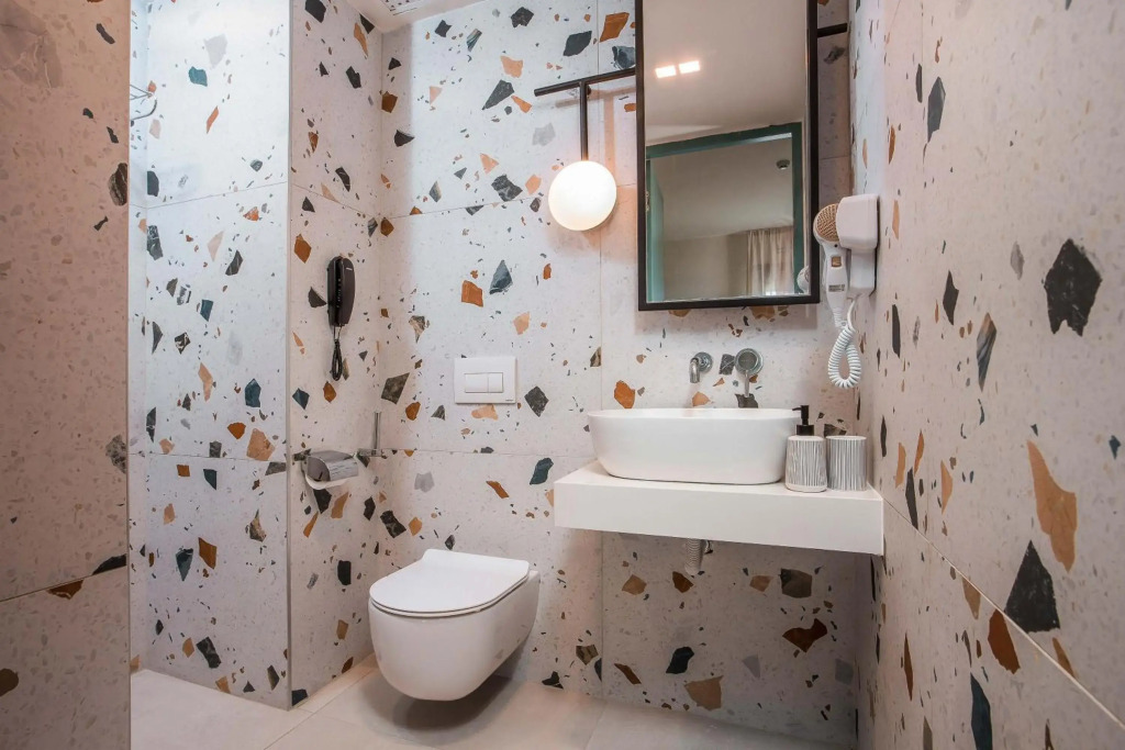 Mazoren Art Hotel