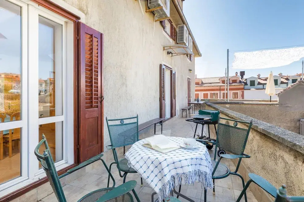 Sea-view Apartment With Terrace
