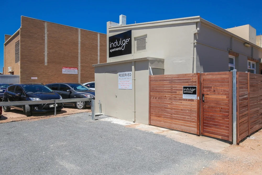 Indulge Apartments - The Urban Collection