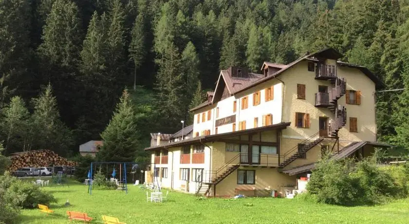 Hotel Alpen