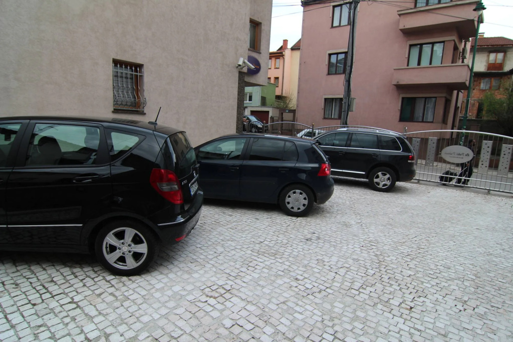 Le Petit Prince Guesthouse Free Gated Parking