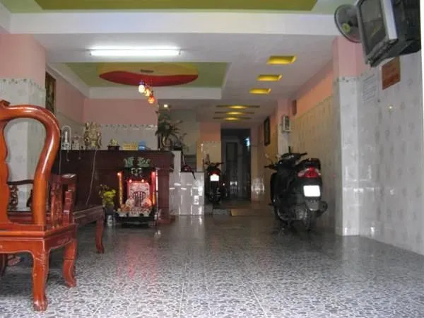 Yen Nhi Hotel