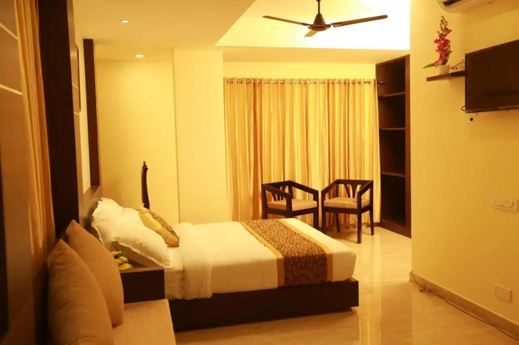 The Crescent Suites