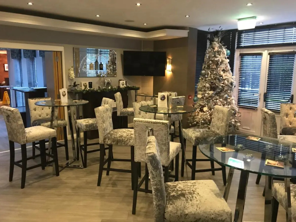 The Avenue Hotel Ltd