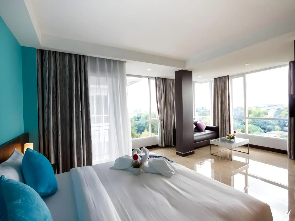 The Ozone Boutique Hotel (SHA Plus)