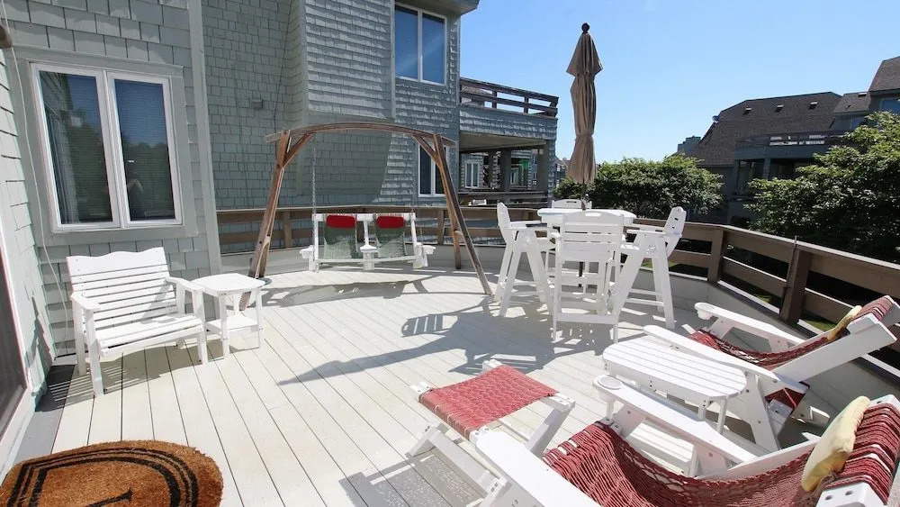 Corolla Dreaming - 4 Br Home