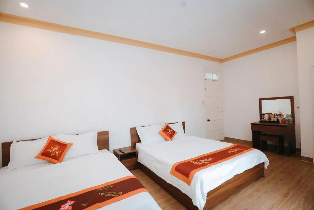Vân Nhi MTV Hotel