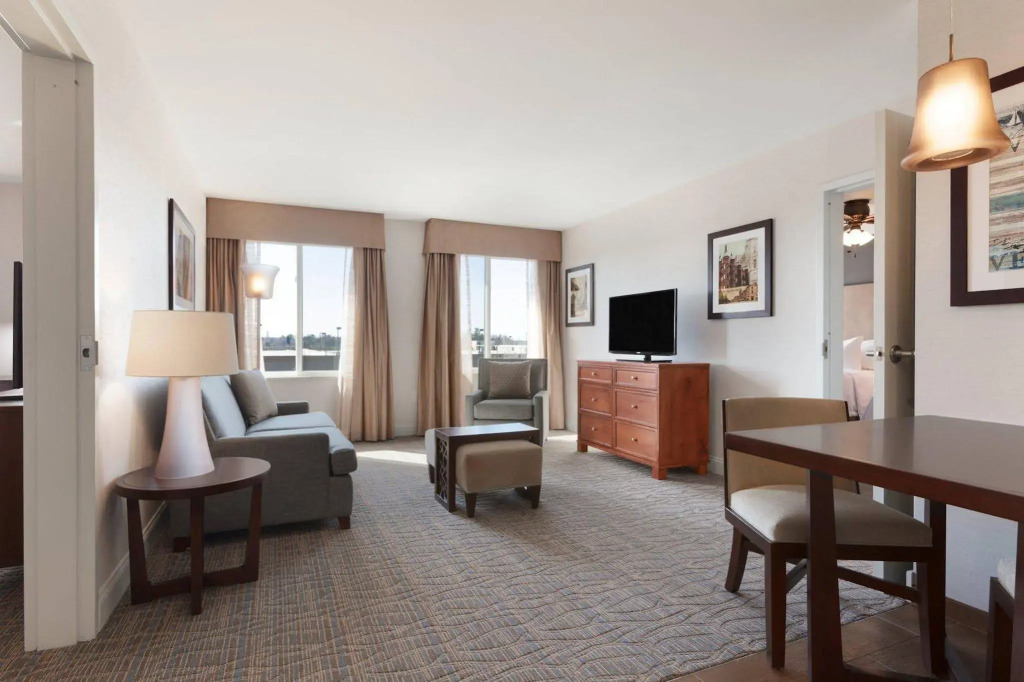 Homewood Suites by Hilton Burlington