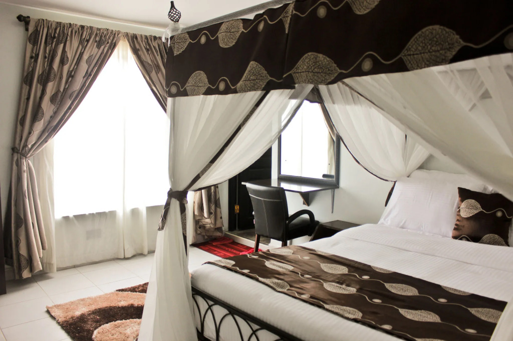 Hadassah Hotel