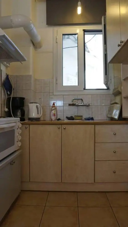 Immaculate 2-bed Apartment in Zografou