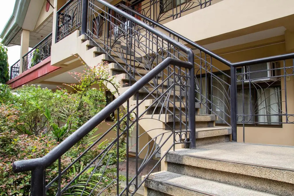 Golden Belle Apartelle and Suites
