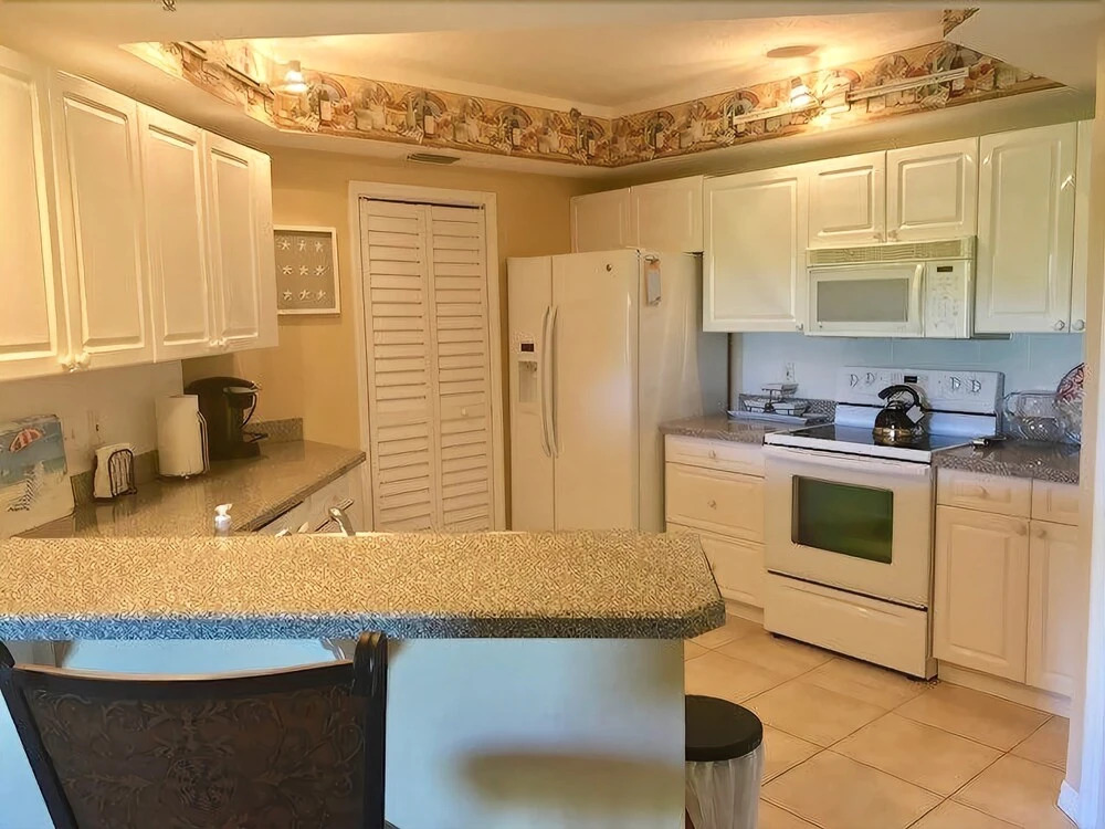 4-206 Ocean Walk - 2 Br Condo