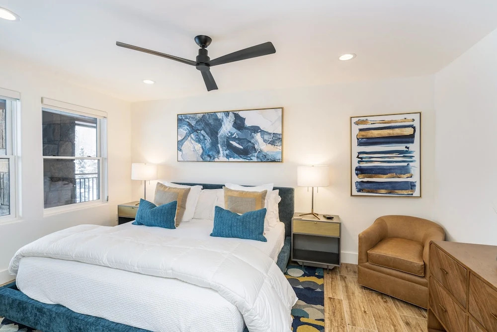 Bear Creek Lodge 411 4 Bedroom Condo by Alpine Lodging Telluride