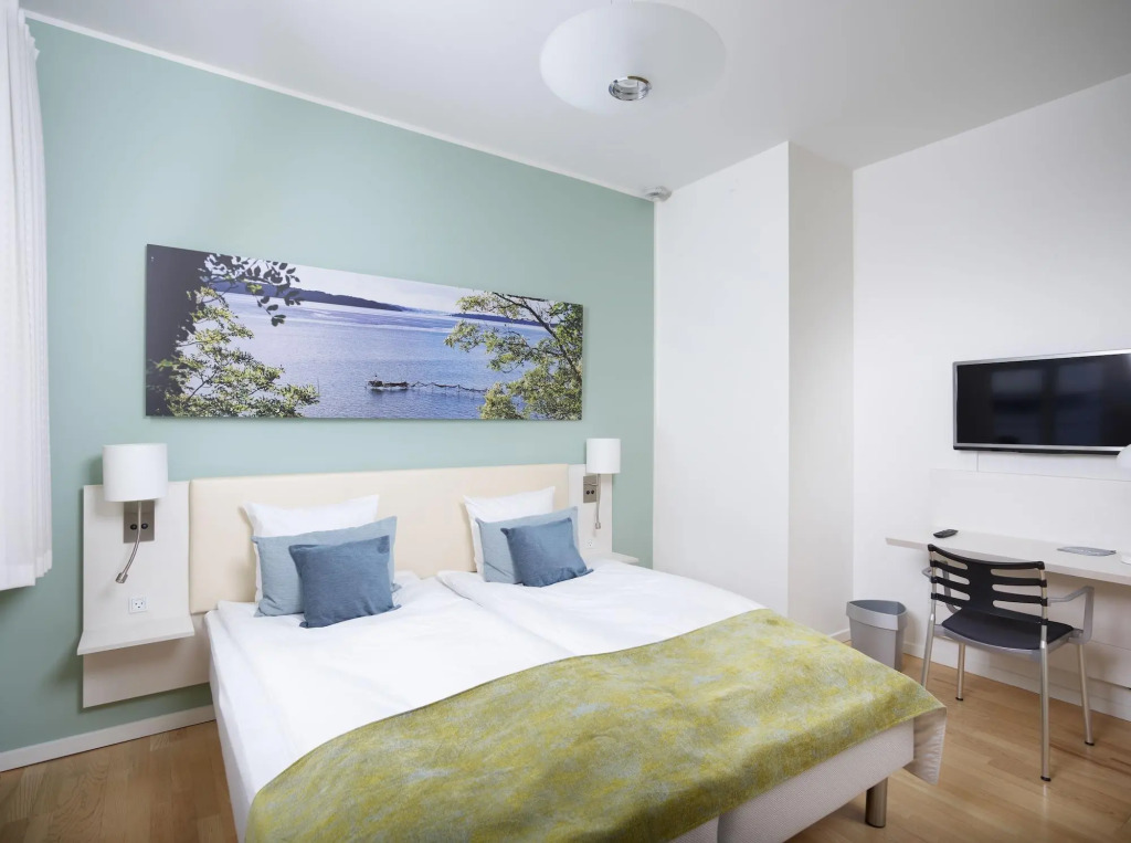 Sixtus Sinatur Hotel & Konference