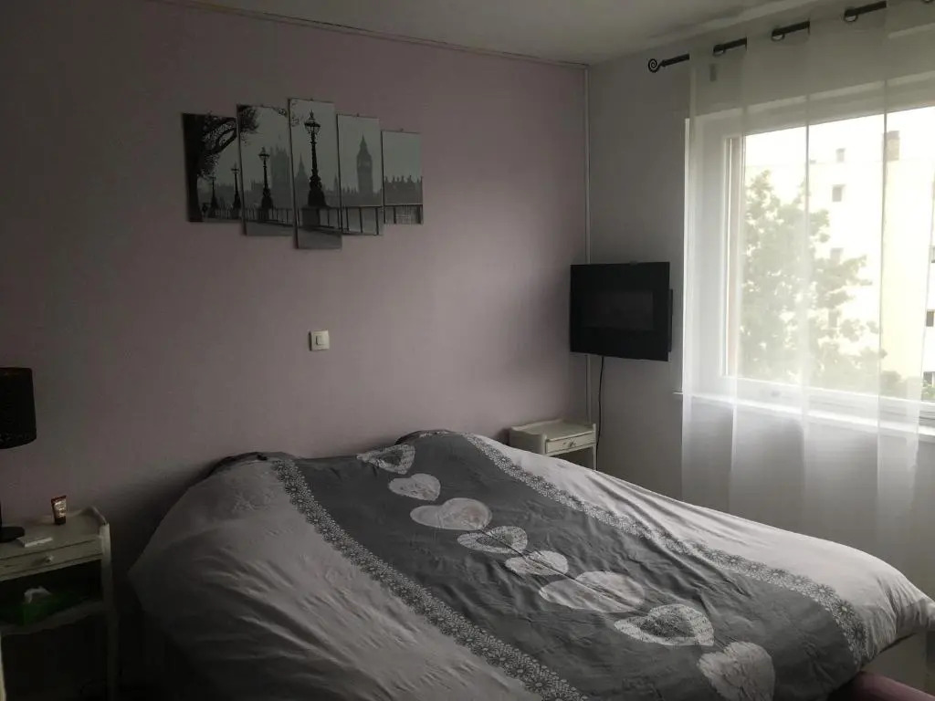 2 Pieces - Quartier Calme - Parking Gratuit