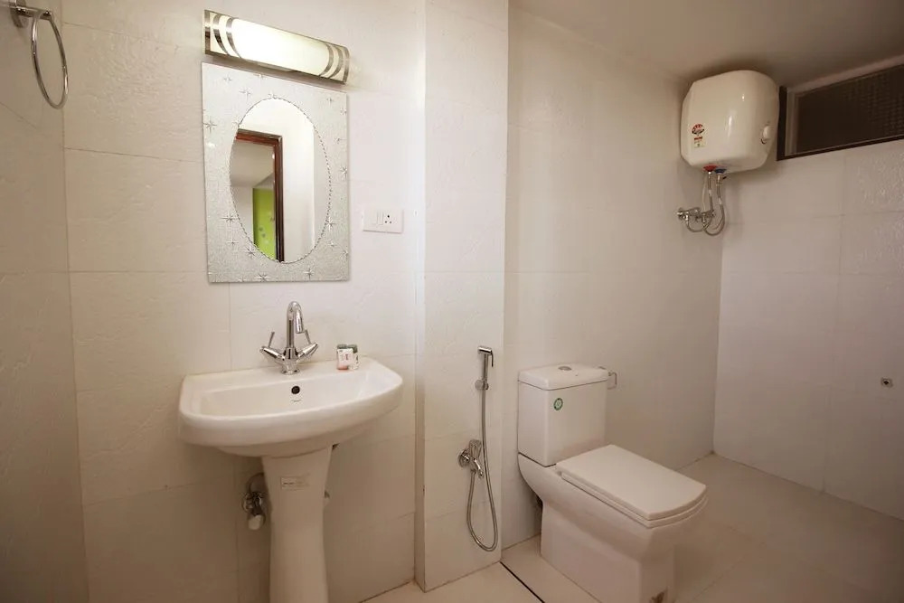 OYO 8241 Hotel Green Park