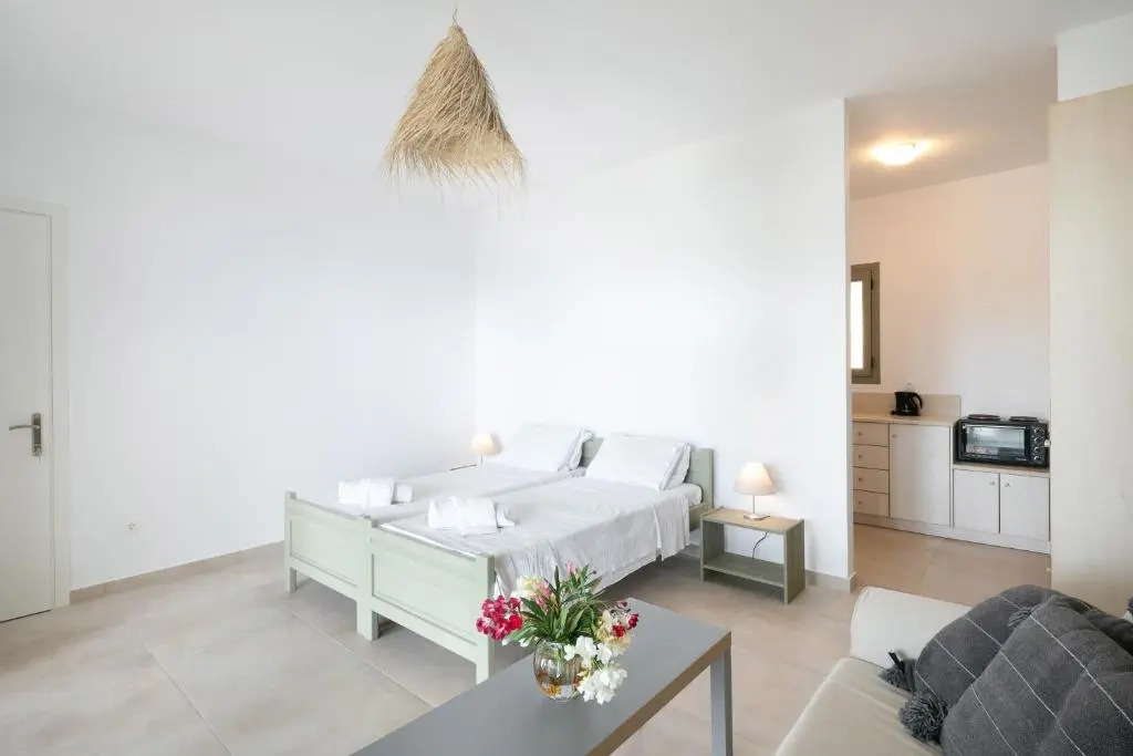 Marina Vista Luxury Studio suites Beach front